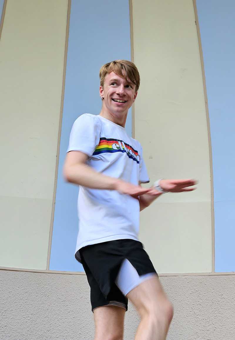 ZUMBA Instructor Niklas Meier im Steinway Park Seesen ZUMBA Instructor Niklas Meier im Steinway Park Seesen